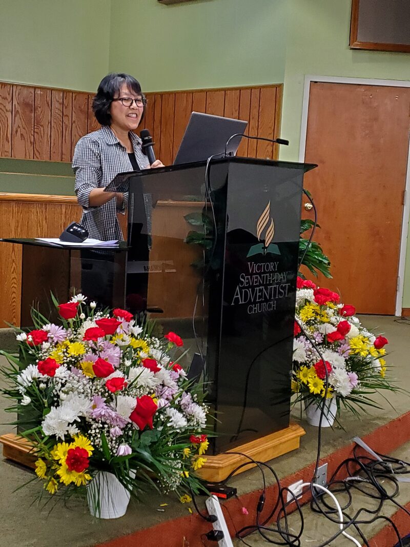 Maria Elena Godoy Siciliano delivering devotional
